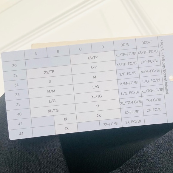 True Body bra (M) - Picture 4 of 5